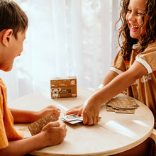 Load image into Gallery viewer, Australia Snap & Go Fish