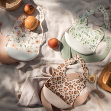 Load image into Gallery viewer, Oliver Silicone Bib