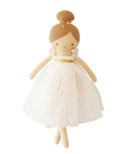 Load image into Gallery viewer, Lottie Doll 52cm Ivory
