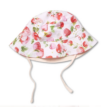 Load image into Gallery viewer, Strawberry Reversible Cotton Bucket Hat
